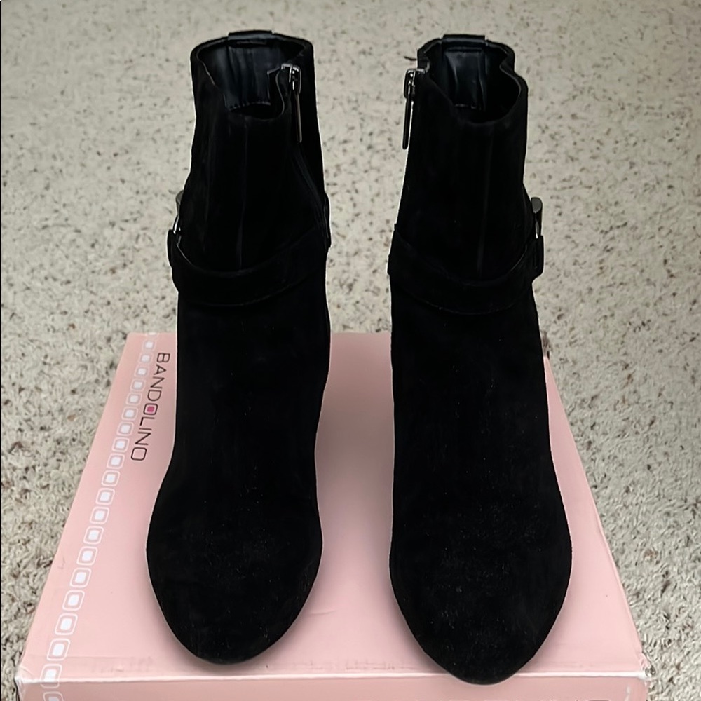 Bandolino Black Ankle Booties Sleek Suede Design